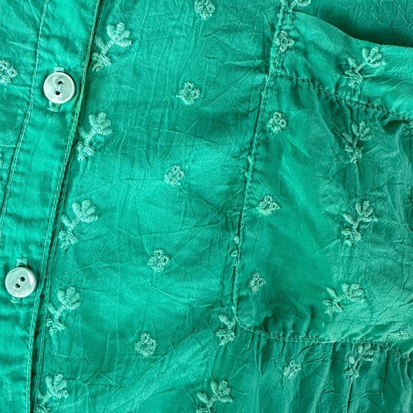 Johnny Was Floral Embroidered Blouse Button Down Lightweight Size Medium - Picture 7 of 8
